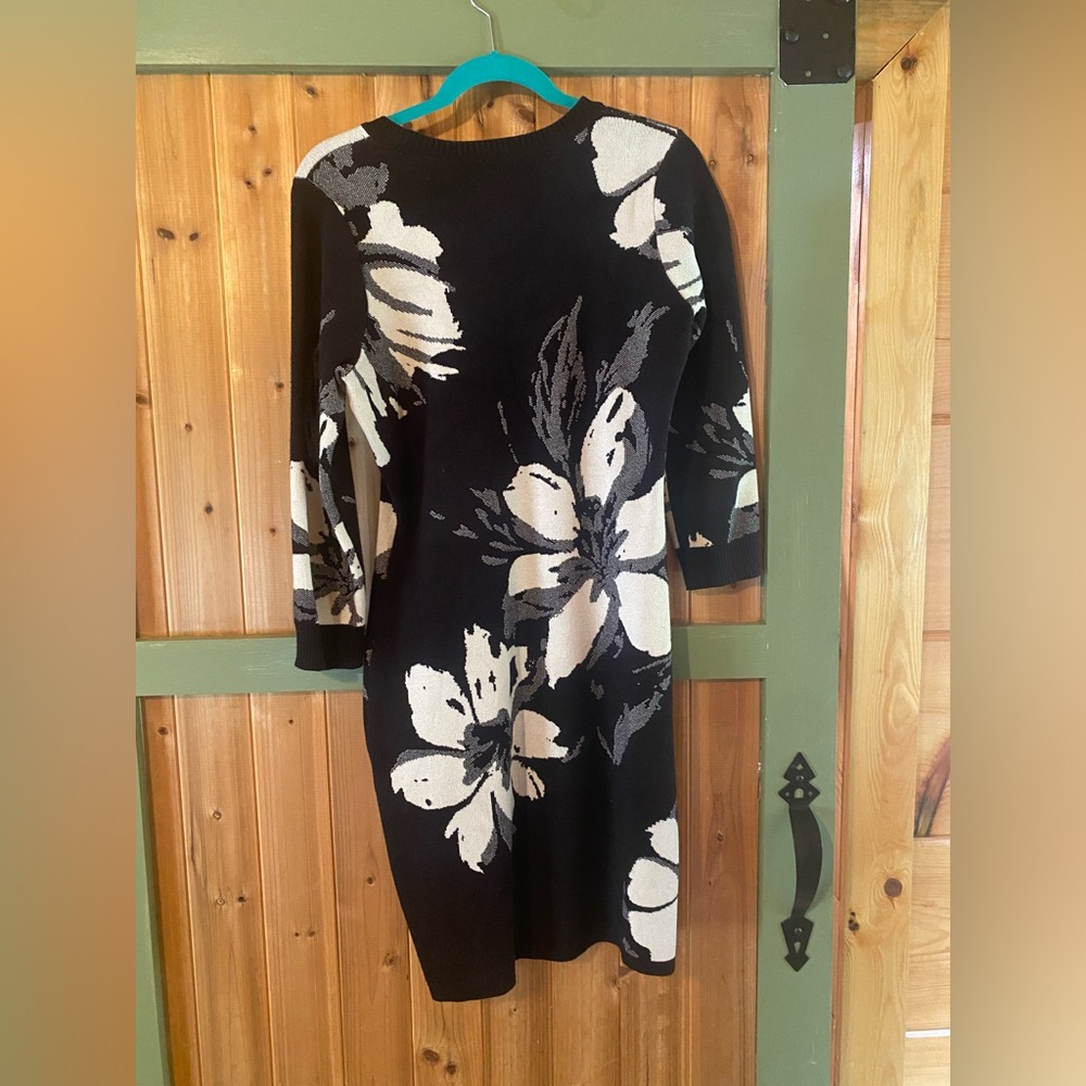 Calvin Klein Black and White Knit Dress 3/4 Sleeve Crew Neck - Picture 2 of 9